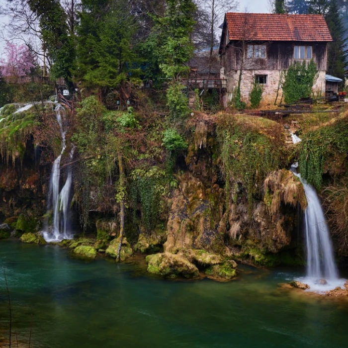 Discover Croatia's Top Kayaking & Canoeing Spots for Your Next Adventure