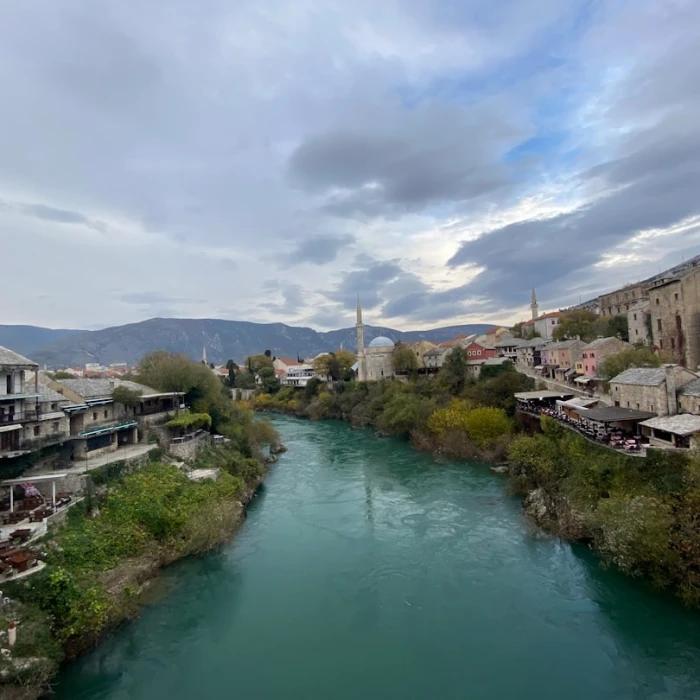 Essential Safety Tips for Renting a Car in Bosnia and Herzegovina