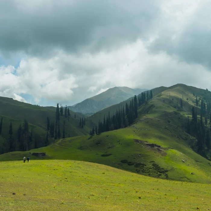 Discover Pakistan's Majestic Castles & Fortresses: A Journey Through History