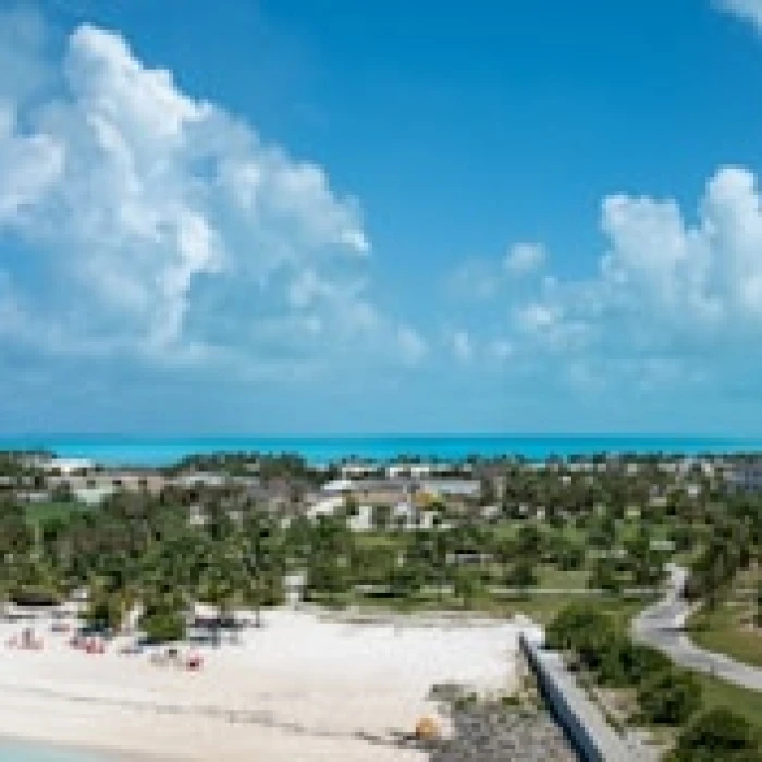 Your Beginner's Guide to Public Transportation in the Bahamas