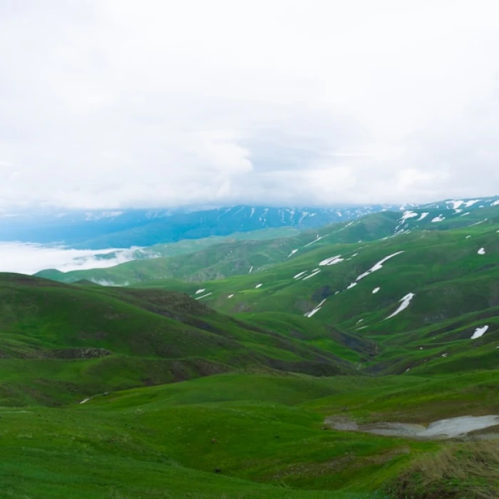 Top 10 Authentic Souvenirs to Buy in Azerbaijan | Ultimate Shopping Guide