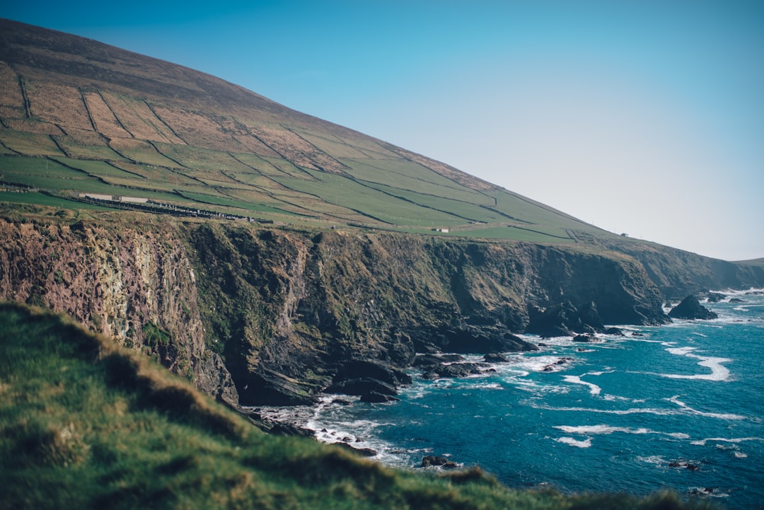 The Ultimate Ireland Road Trip: A Guide to Driving Abroad