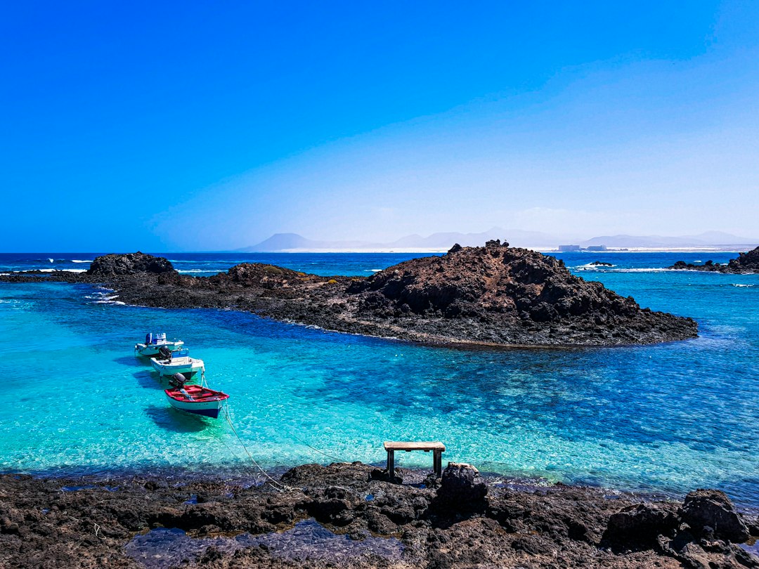 Conquer the Language Barrier: Your Ultimate Guide to Communication in the Canary Islands